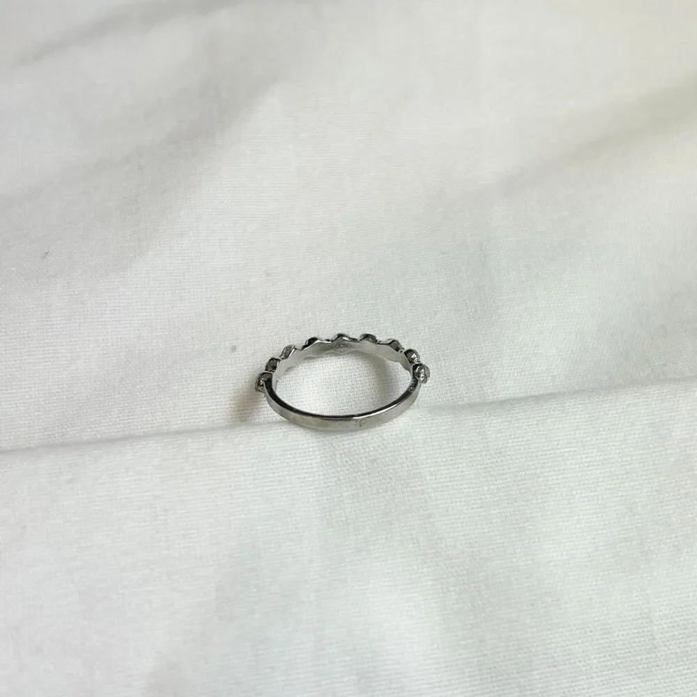 Vintage Inspired Luxury Silver Tone Ring